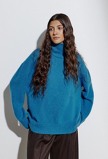Кашемировый свитер как инвестиция: выбираем у российских брендов 
