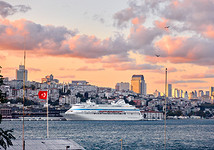 На своей волне: морской круиз из Сочи — в Стамбул и Александрию